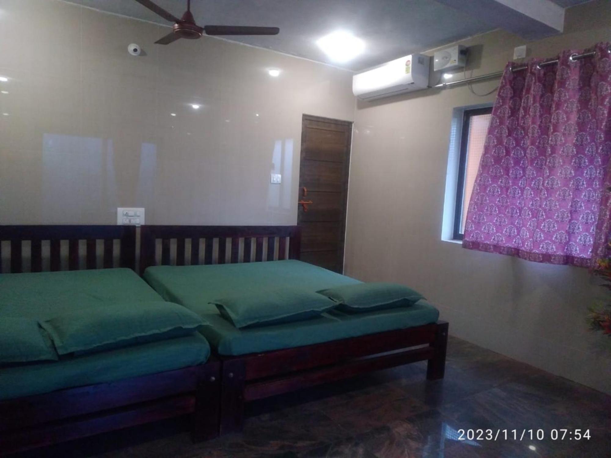 Arundekar Home Stay In Beach Side Ac Room Gokarna  Exterior photo