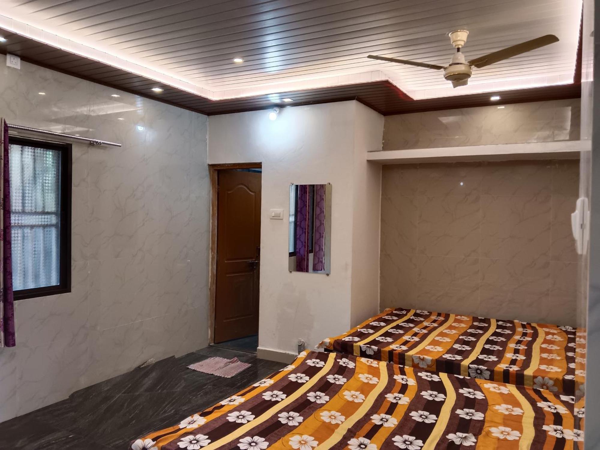 Arundekar Home Stay In Beach Side Ac Room Gokarna  Exterior photo